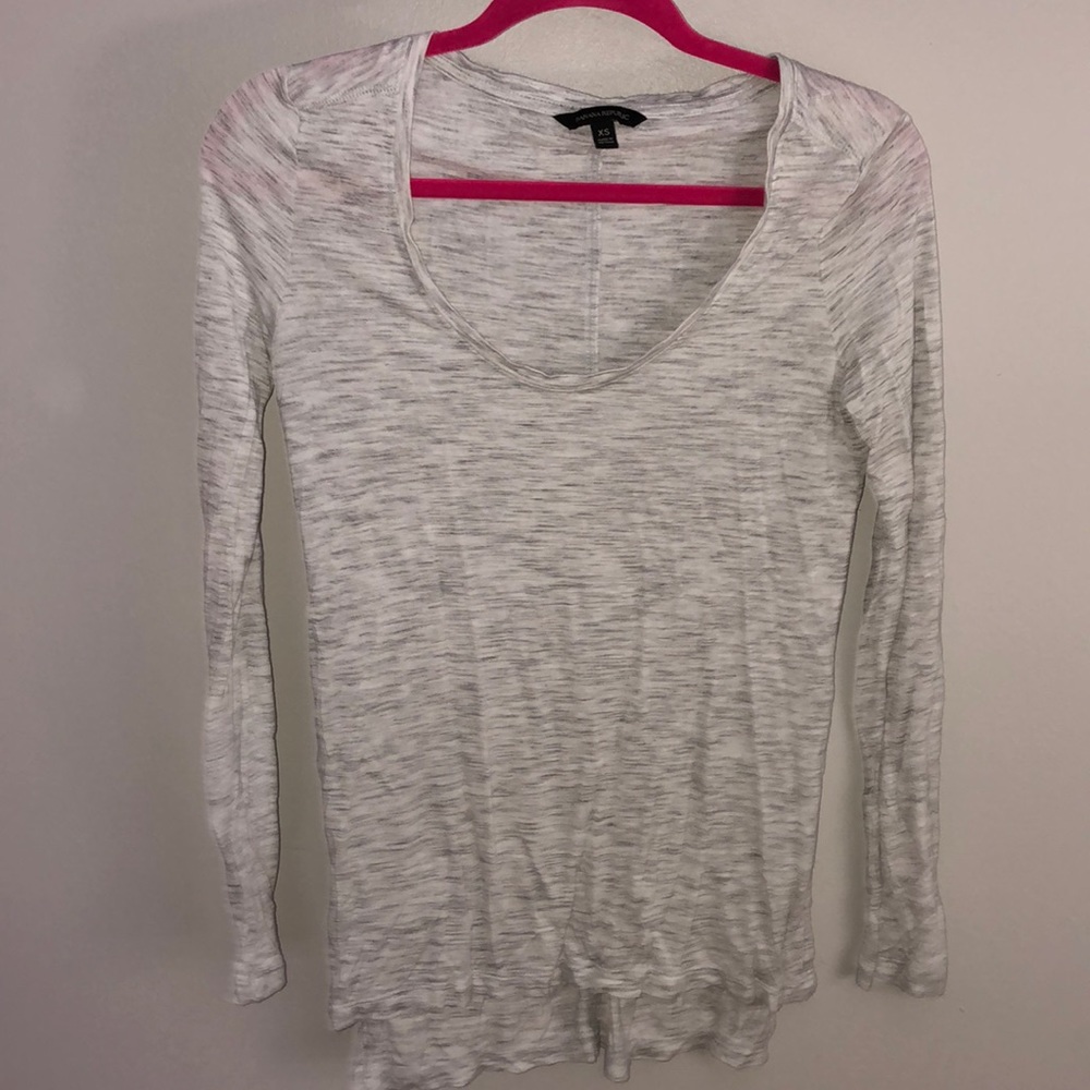Gray high low tee- banana republic